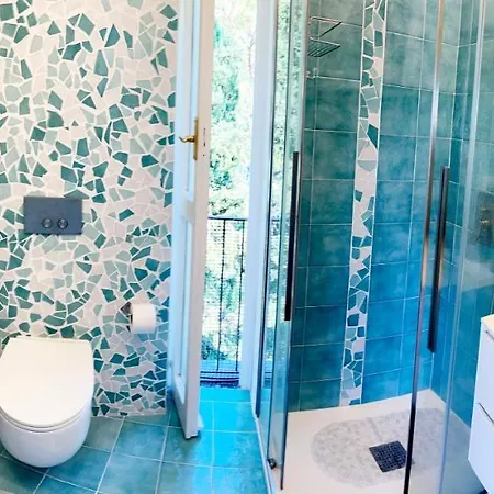 Апартаменты Nautilus Vista Mare Mozzafiato A 180 Gradi- Posto Auto Privato - 2 Matrimoniali Piu 1 Divano Letto Singolo-sky,netflix-wifi 200mg Рапалло