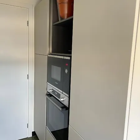 Nautilus Vista Mare Mozzafiato A 180 Gradi- Posto Auto Privato - 2 Matrimoniali Piu 1 Divano Letto Singolo-sky,netflix-wifi 200mg * Рапалло