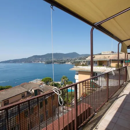 Nautilus Vista Mare Mozzafiato A 180 Gradi- Posto Auto Privato - 2 Matrimoniali Piu 1 Divano Letto Singolo-sky,netflix-wifi 200mg Rapallo